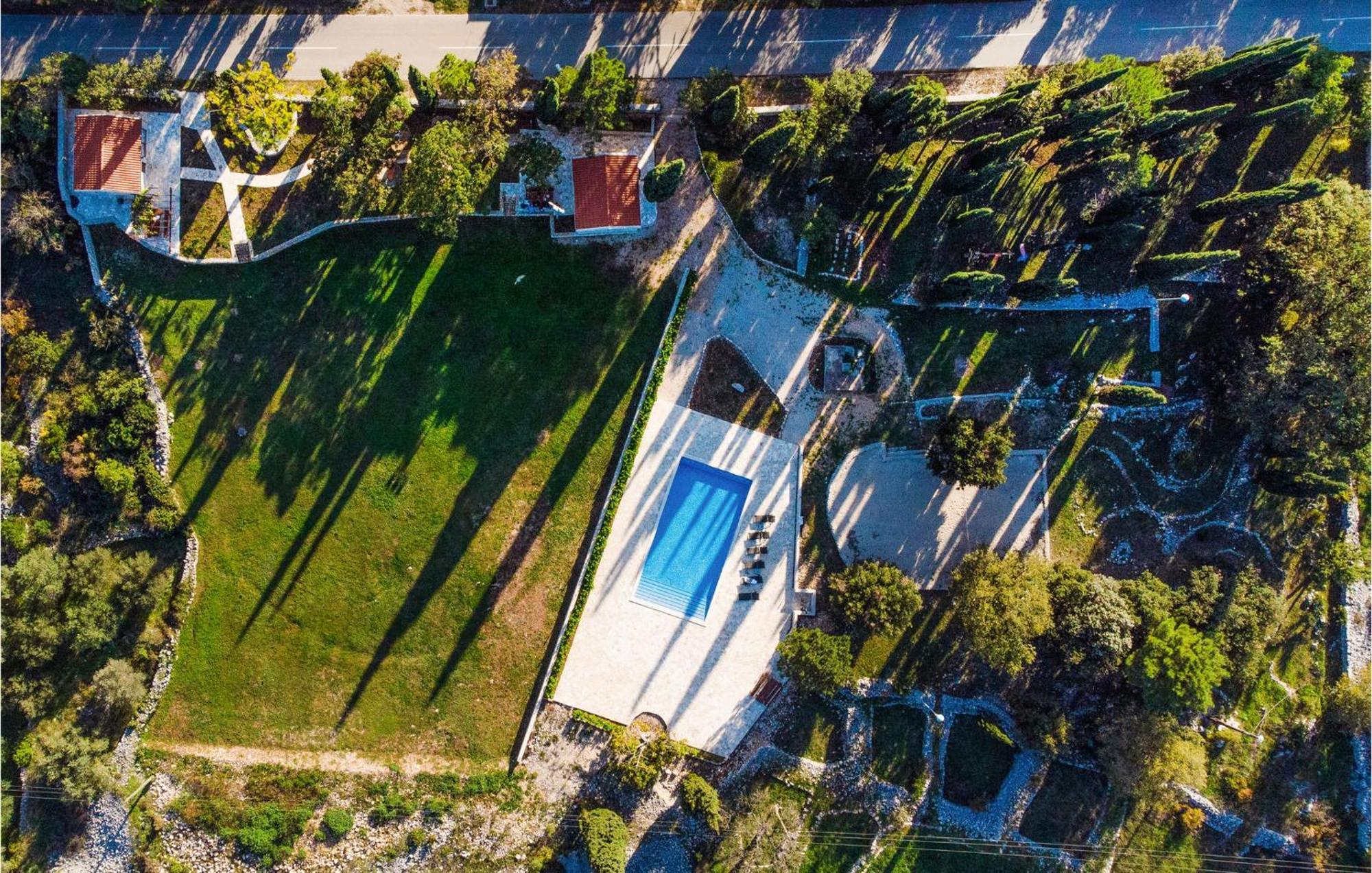 Gorgeous Home In Gruda With Outdoor Swimming Pool Zewnętrze zdjęcie
