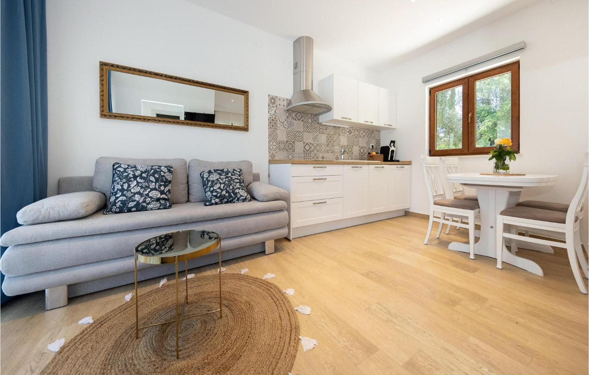 Gorgeous Home In Gruda With Outdoor Swimming Pool Zewnętrze zdjęcie