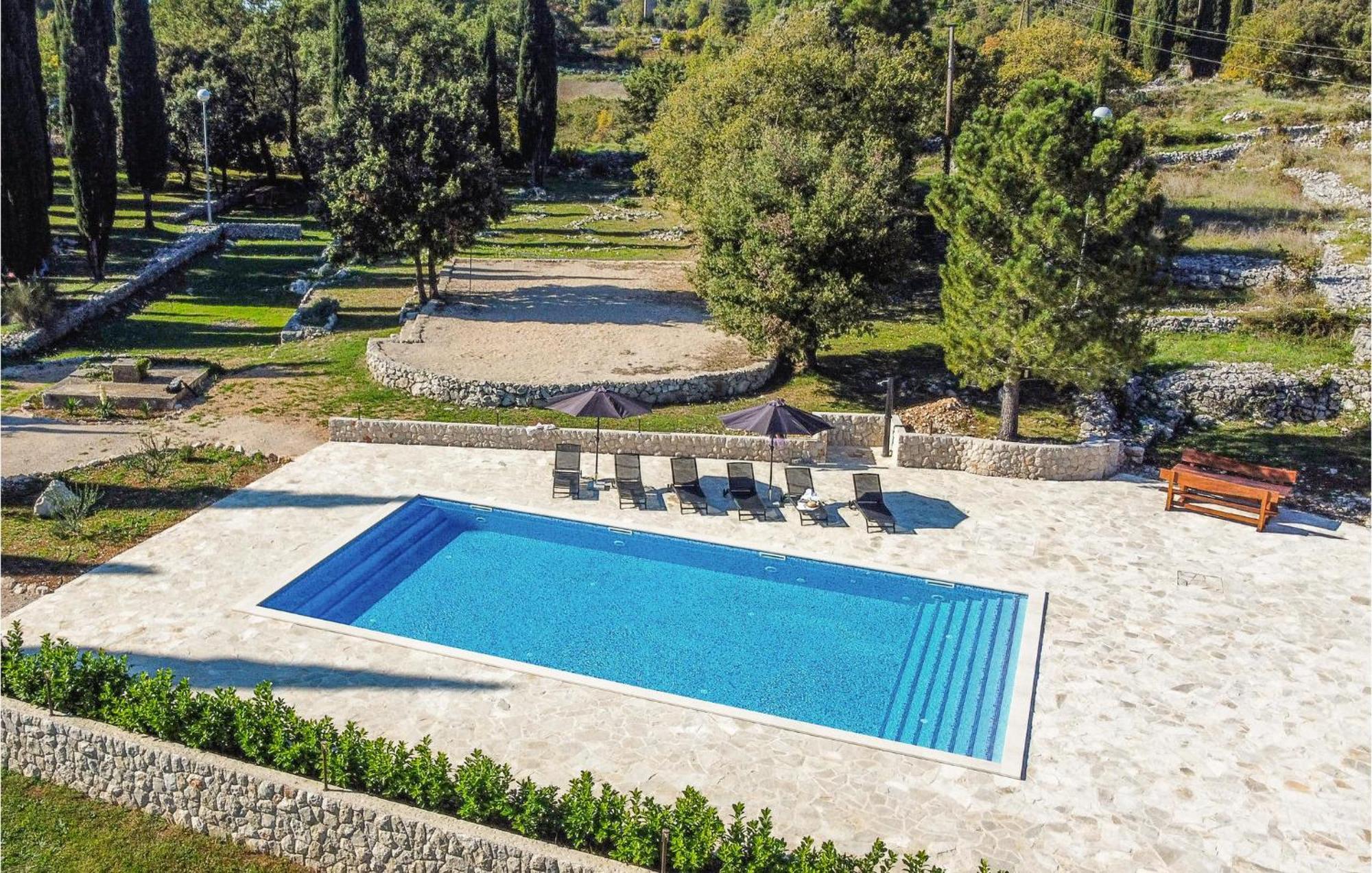 Gorgeous Home In Gruda With Outdoor Swimming Pool Zewnętrze zdjęcie